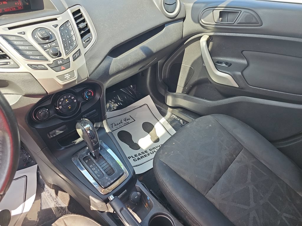 Used 2013 Ford Fiesta SE FWD image 23