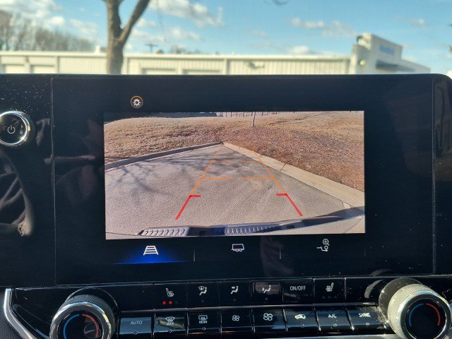 Used 2024 Chevrolet Colorado LT w/ LT Convenience Package II image 26