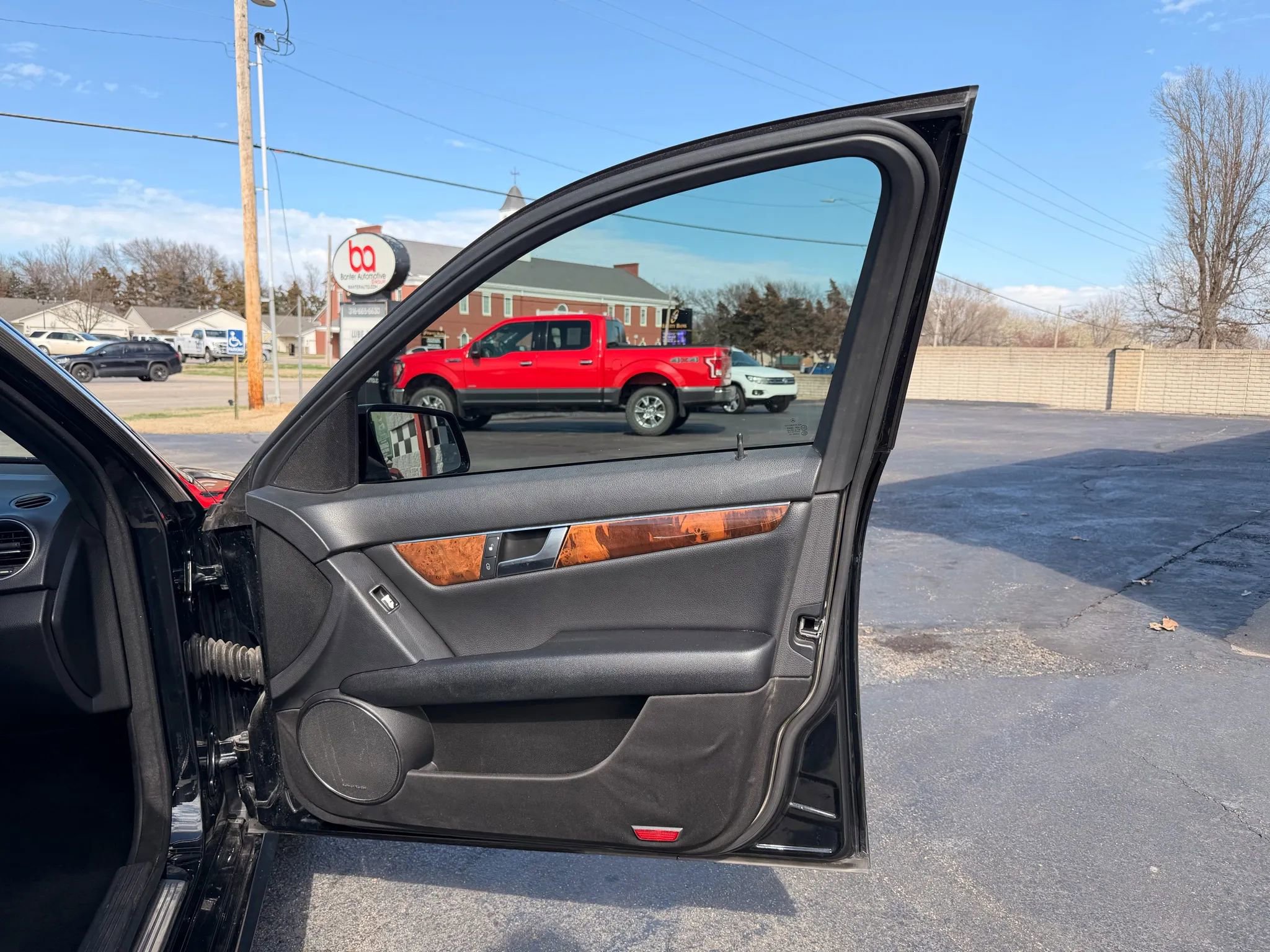 Used 2012 Mercedes-Benz C 250 Sedan image 20