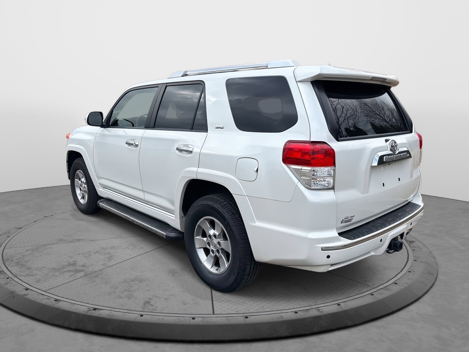 Used 2013 Toyota 4Runner SR5 image 6