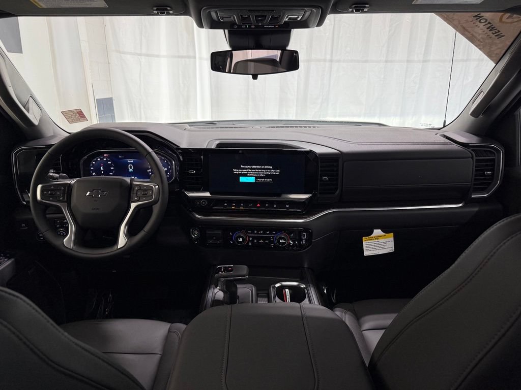 New 2026 Chevrolet Silverado 1500 RST w/ Z71 Off-Road Package AWD/4WD image 11