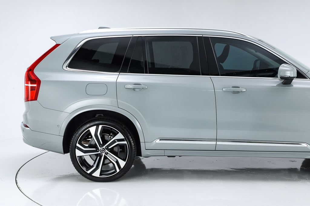 Used 2025 Volvo XC90 B6 Ultra w/ Protection Package AWD/4WD image 11