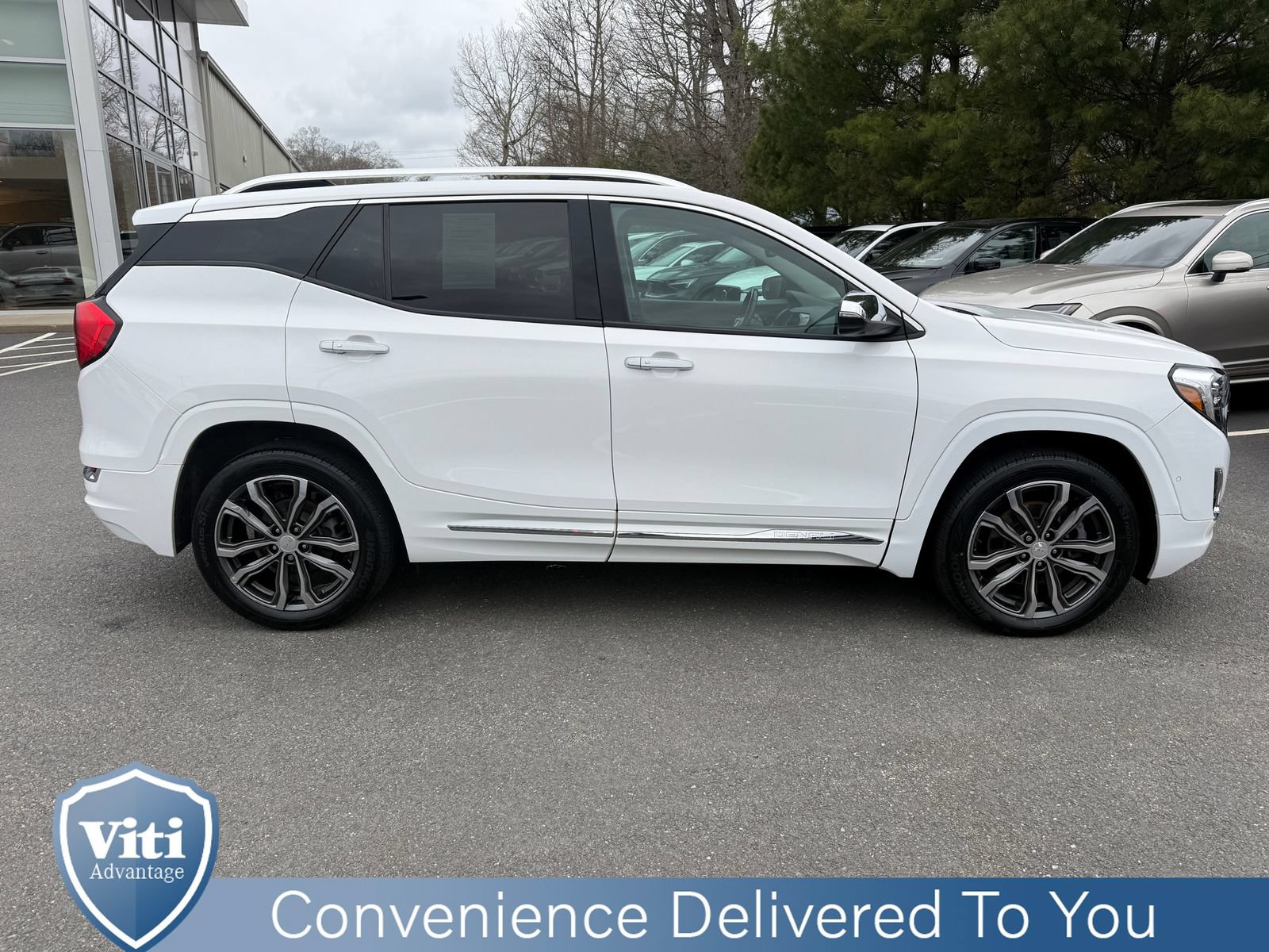 Used 2019 GMC Terrain Denali w/ Advanced Safety Package AWD/4WD image 9