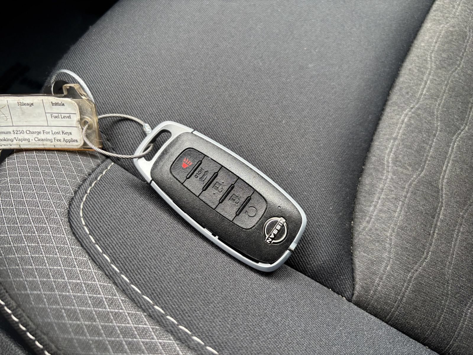 Used 2025 Nissan Pathfinder SV FWD image 15