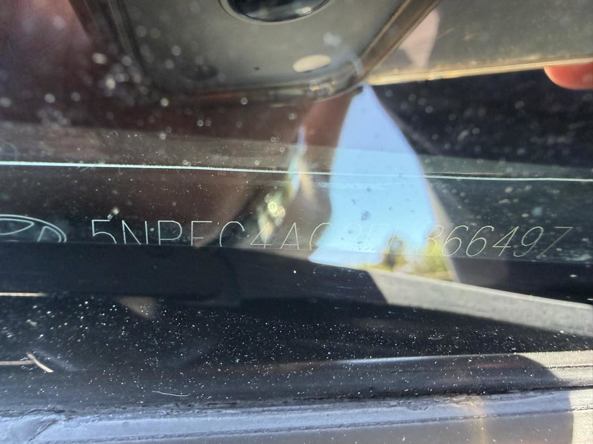 Used 2014 Hyundai Sonata Limited w/ Technology Package 05 FWD image 9