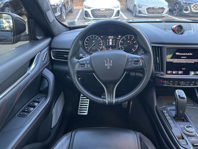 Used 2022 Maserati Levante Trofeo image 14