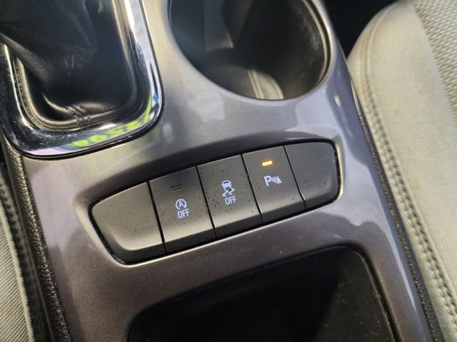 Certified 2019 Chevrolet Cruze LT w/ Sun And Sound Package image 28