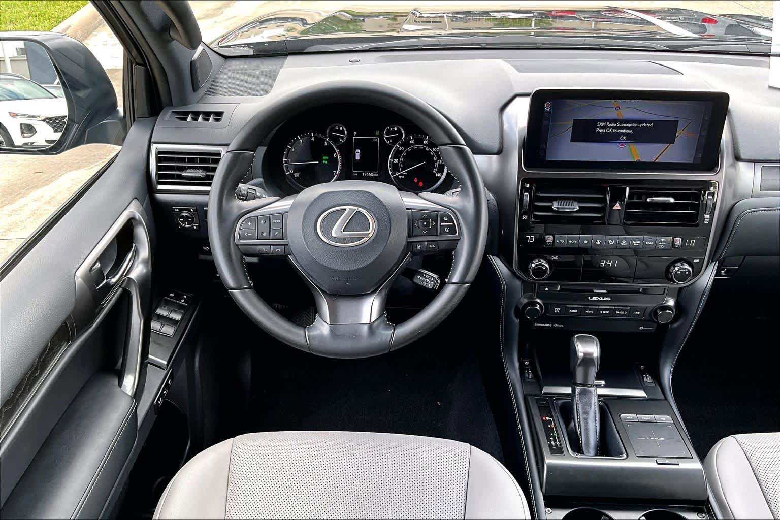 Used 2023 Lexus GX 460 w/ Black Line Special Edition AWD/4WD image 6