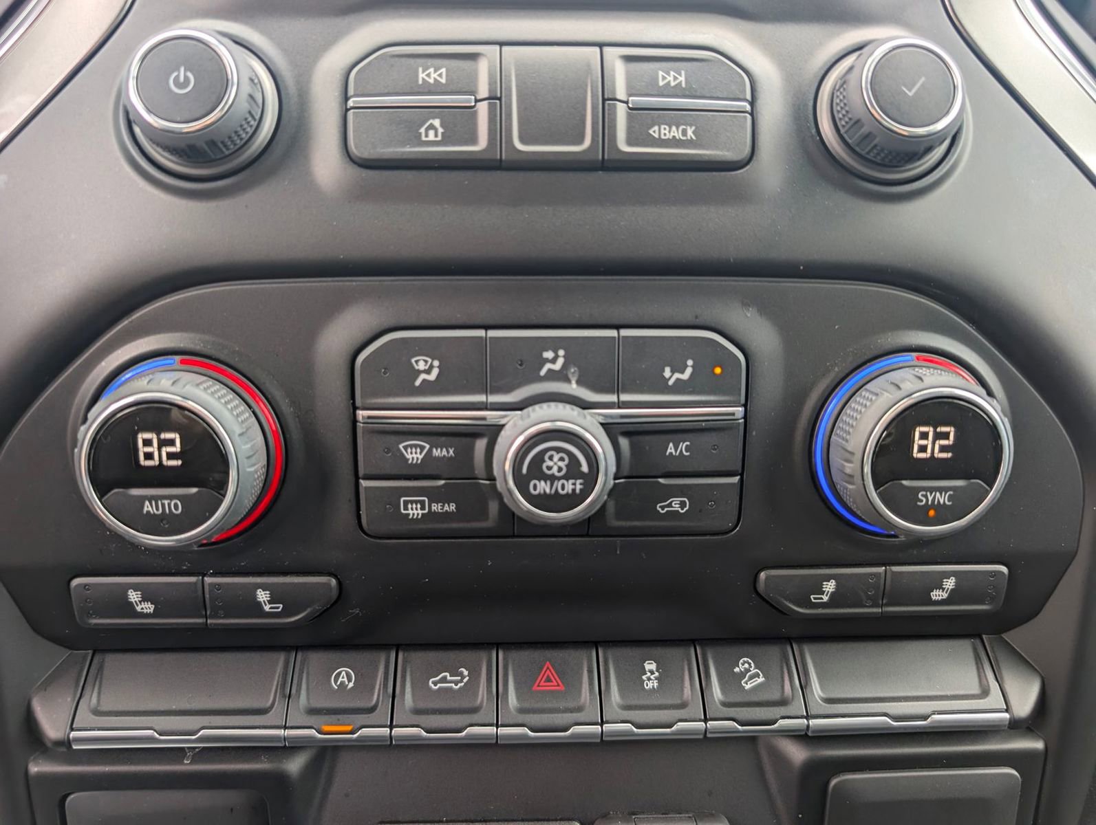 Used 2022 Chevrolet Silverado 1500 RST AWD/4WD image 18