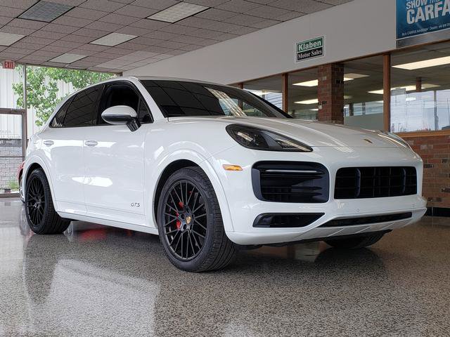 Used 2023 Porsche Cayenne GTS AWD/4WD image 7