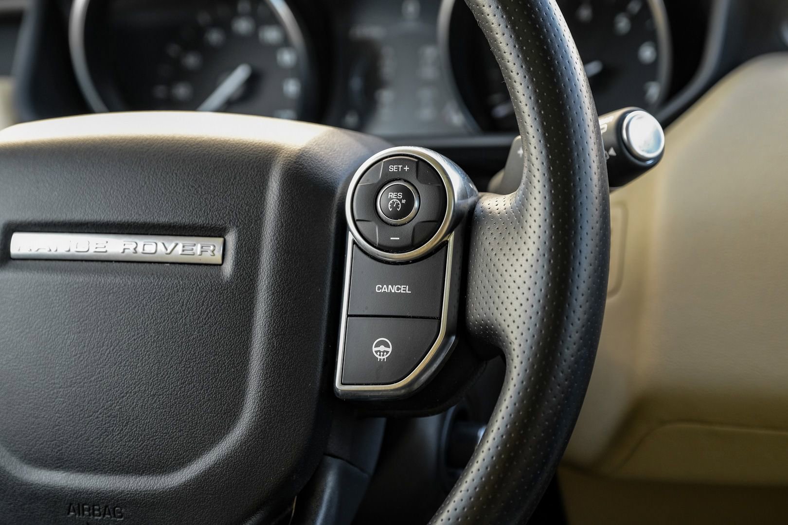 Used 2016 Land Rover Range Rover Sport Supercharged image 18