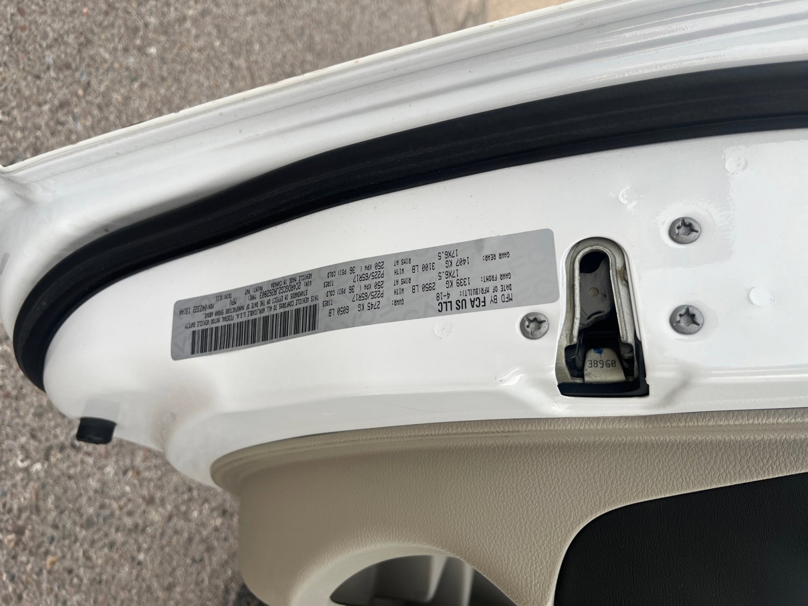 Used 2018 Dodge Grand Caravan SXT w/ Driver Convenience Group image 25