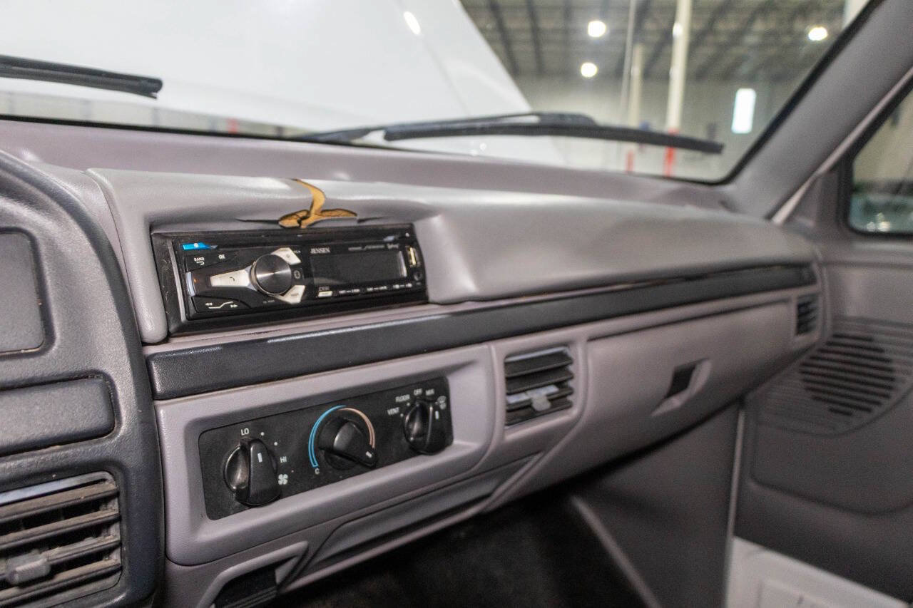 Used 1997 Ford F350 2WD Regular Cab image 13