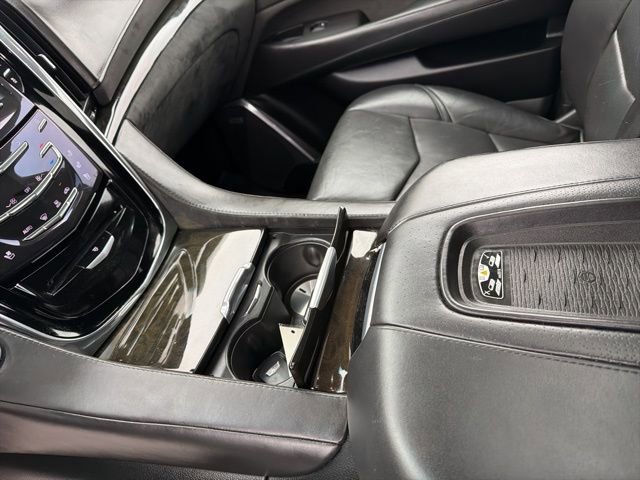 Used 2016 Cadillac Escalade Platinum image 17