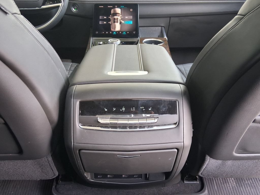 Used 2026 Cadillac Escalade Platinum Sport w/ LPO, Floor Liner Package RWD image 27