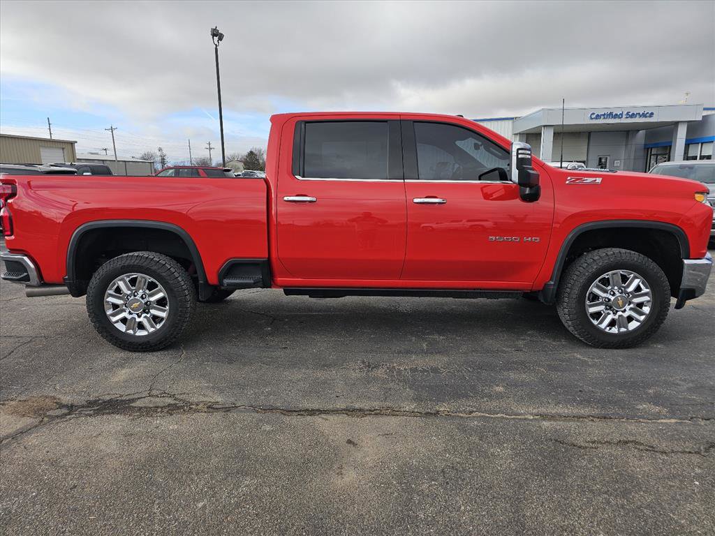 Used 2023 Chevrolet Silverado 3500 LTZ w/ LTZ Premium Package image 2