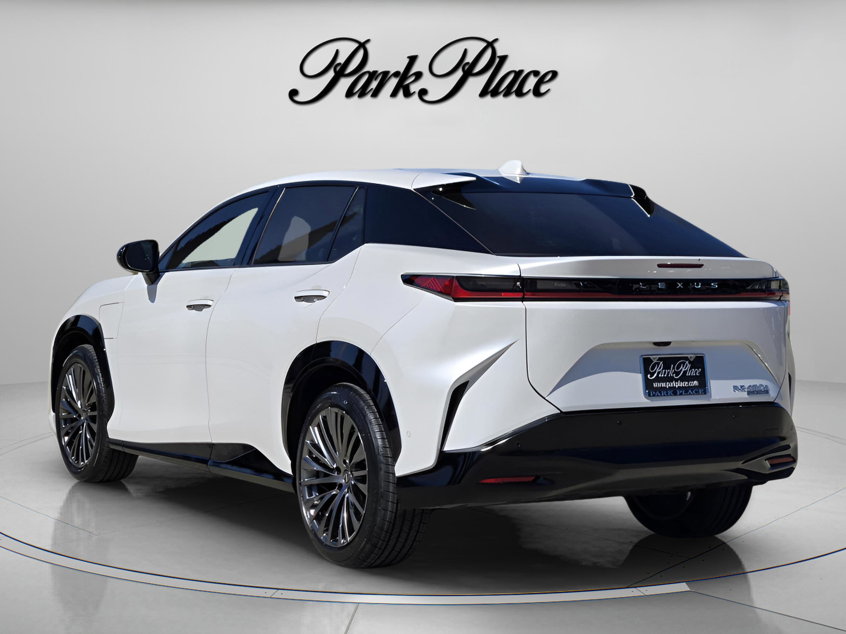 Used 2023 Lexus RZ 450e Premium w/ Accessory Package (Z1) image 3