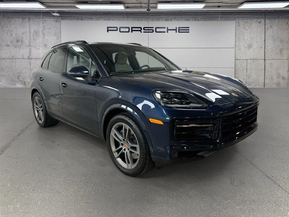 Certified 2026 Porsche Cayenne AWD/4WD image 7