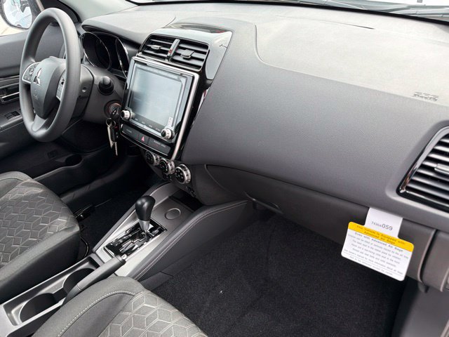 New 2027 Mitsubishi Outlander Sport ES FWD image 28