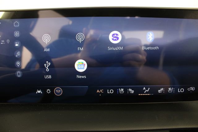 New 2026 Buick Enclave Avenir w/ Super Cruise Package FWD image 7