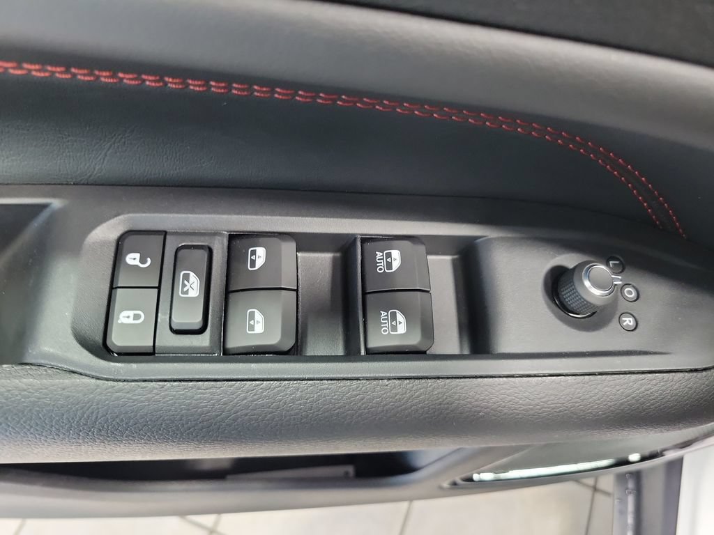 New 2026 Jeep Compass Trailhawk AWD/4WD image 25