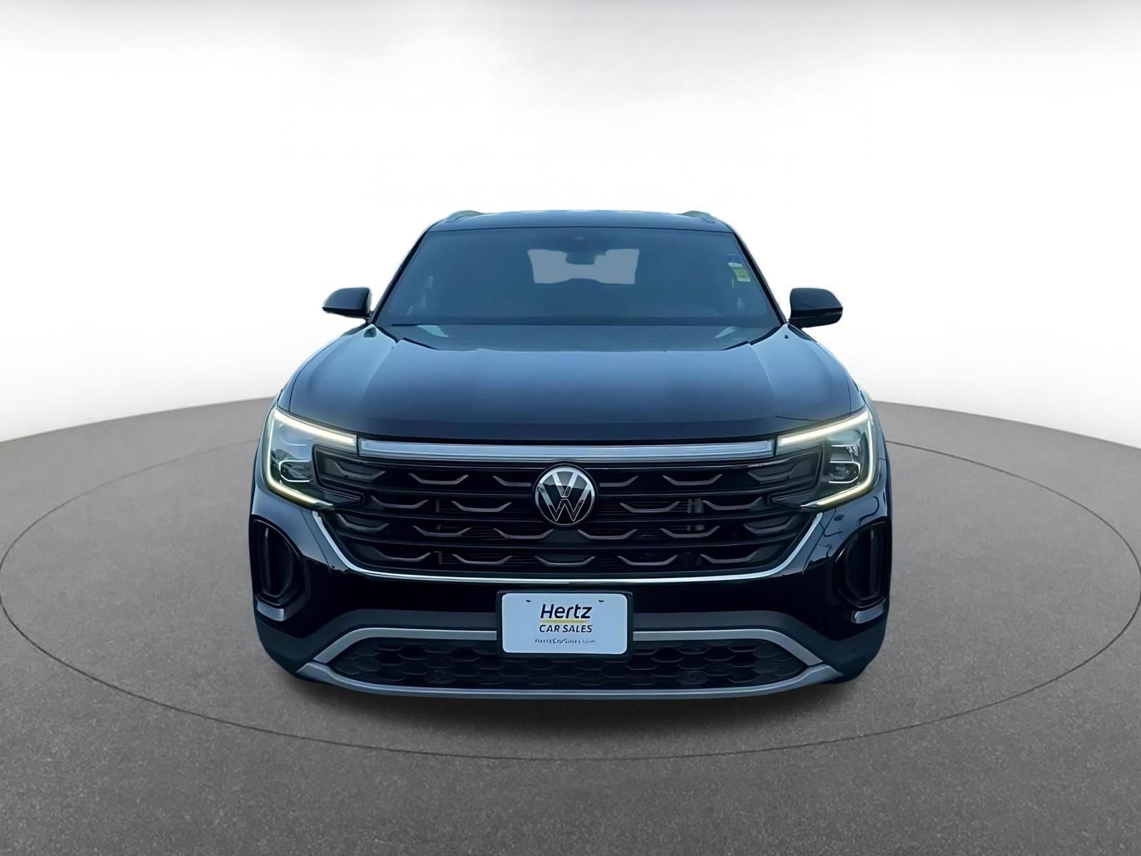 Used 2025 Volkswagen Atlas Cross Sport SE image 4