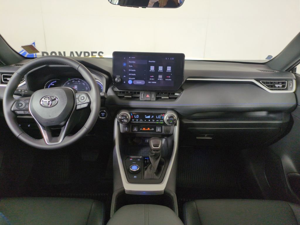 Used 2024 Toyota RAV4 XSE w/ Weather Package AWD/4WD image 15