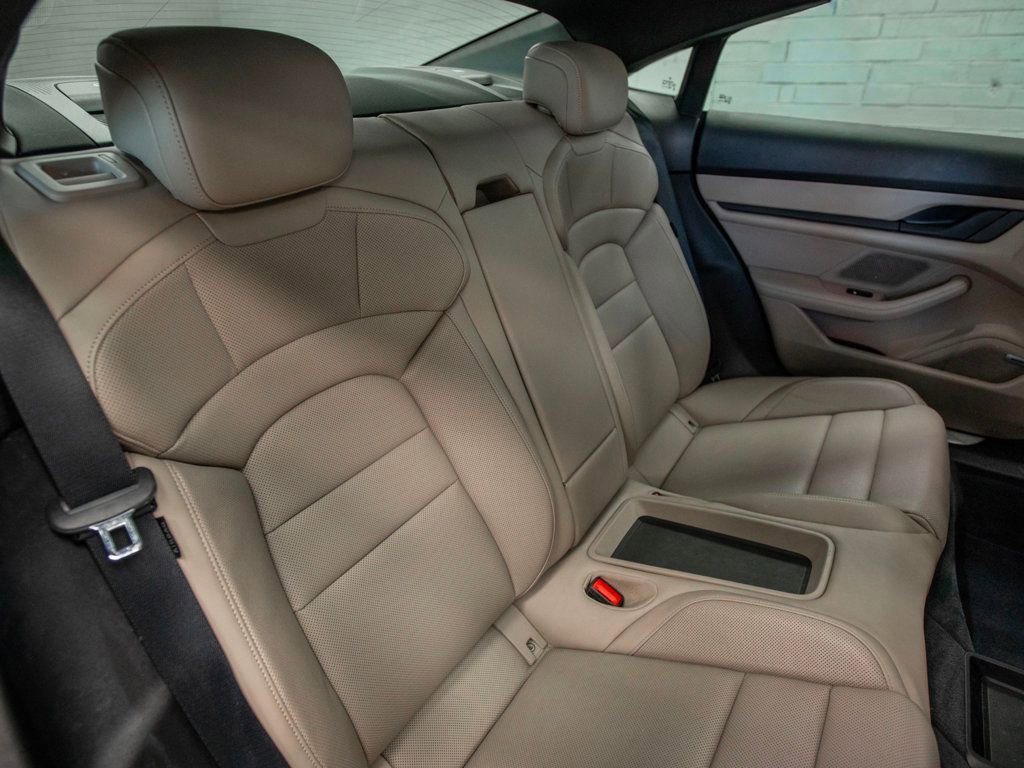 Used 2022 Porsche Taycan 4S image 31