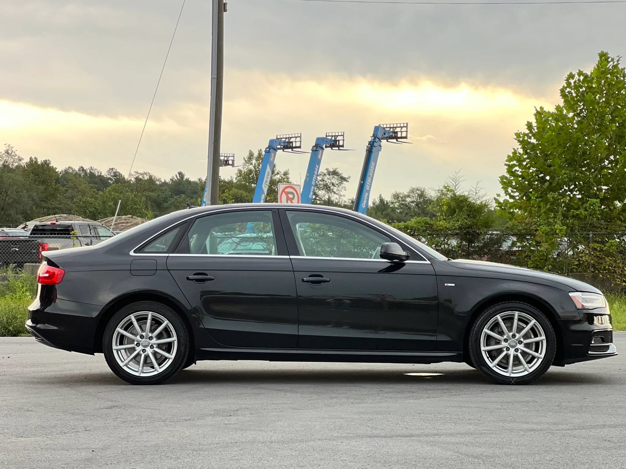 Used 2014 Audi A4 2.0T Premium Plus w/ Premium Plus Package AWD/4WD image 6