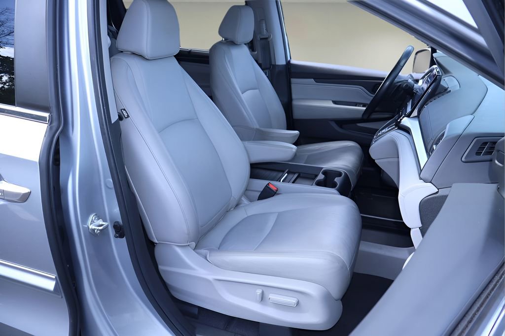 Used 2018 Honda Odyssey Touring image 21