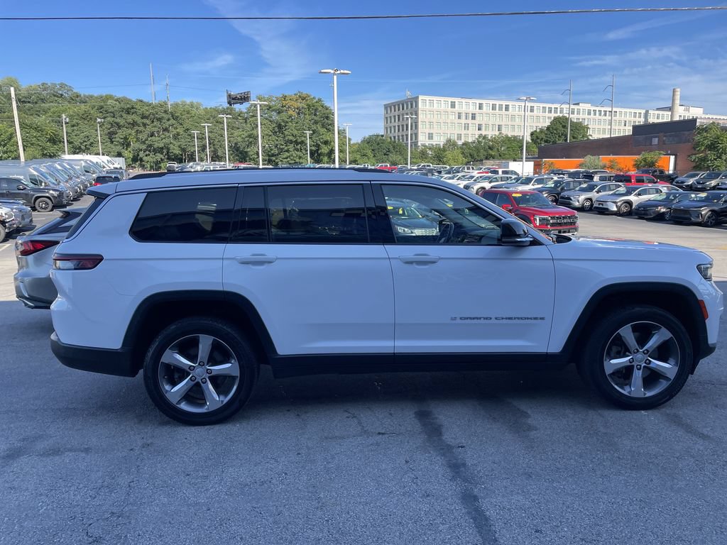 Used 2021 Jeep Grand Cherokee L Limited AWD/4WD image 7