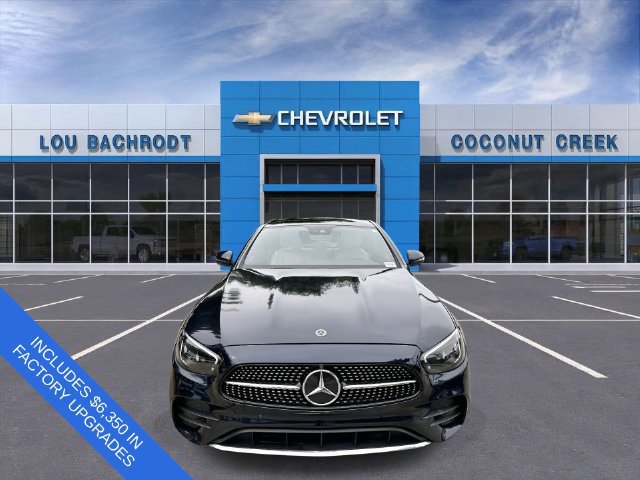 Used 2023 Mercedes-Benz E 350 4MATIC Sedan image 3