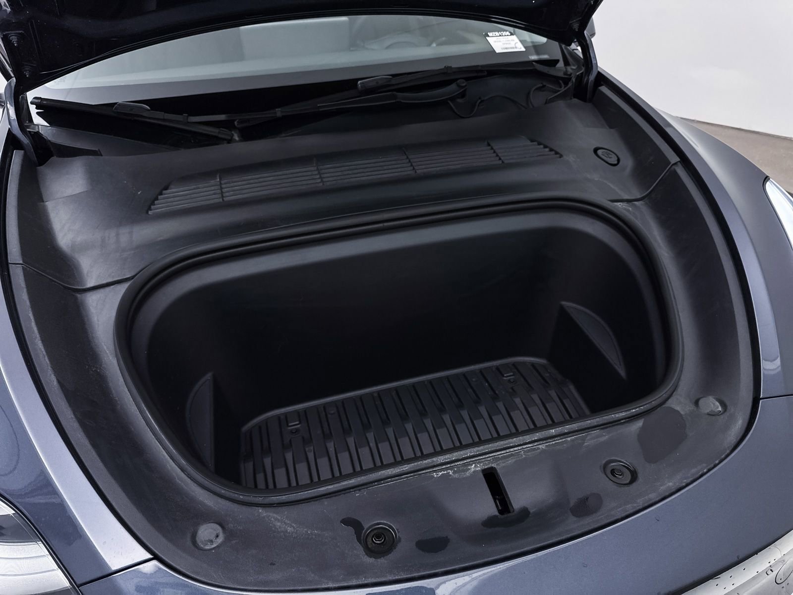 Used 2023 Tesla Model Y Long Range image 11