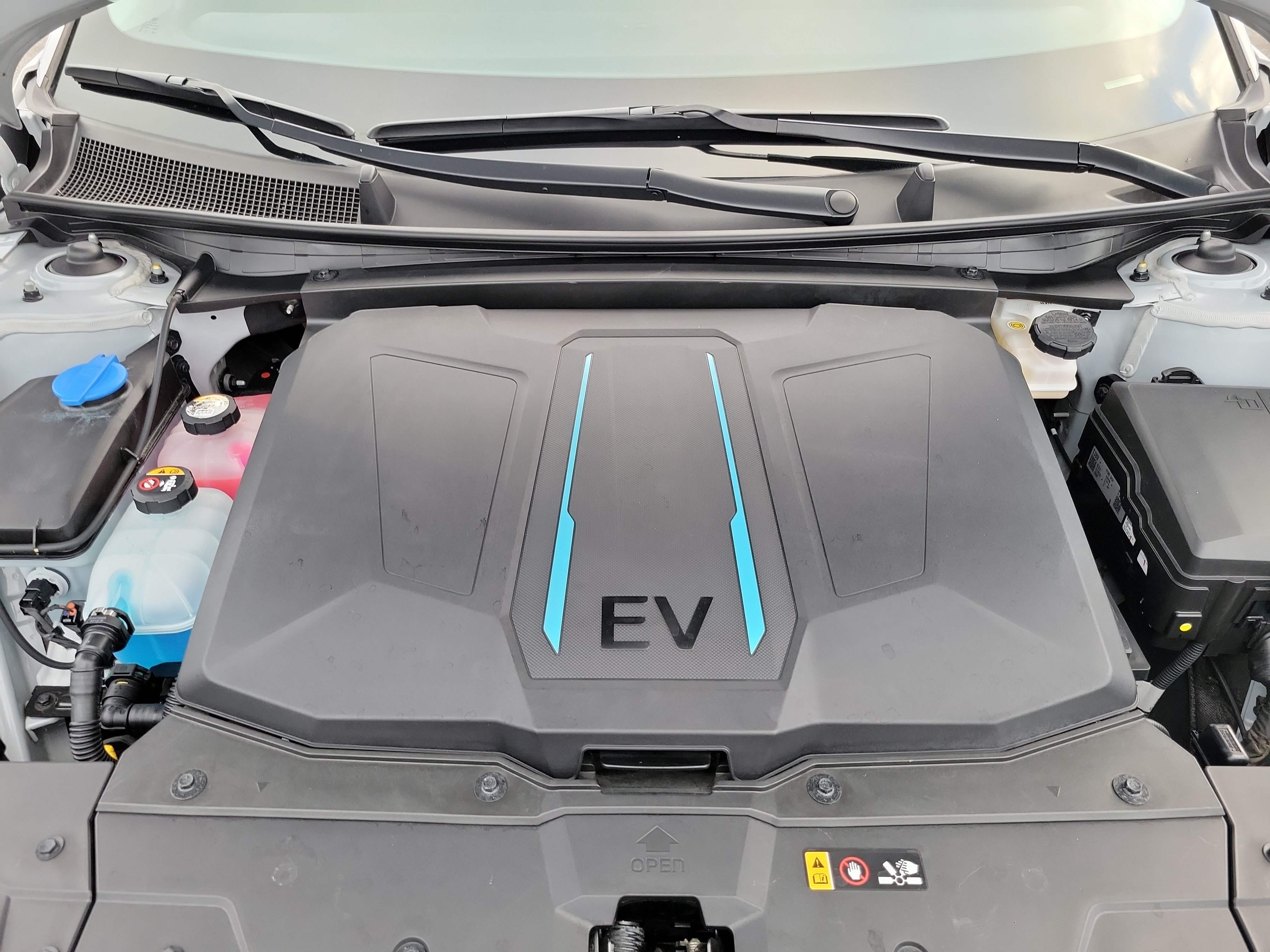 Certified 2024 Hyundai Ioniq 5 SEL RWD image 25