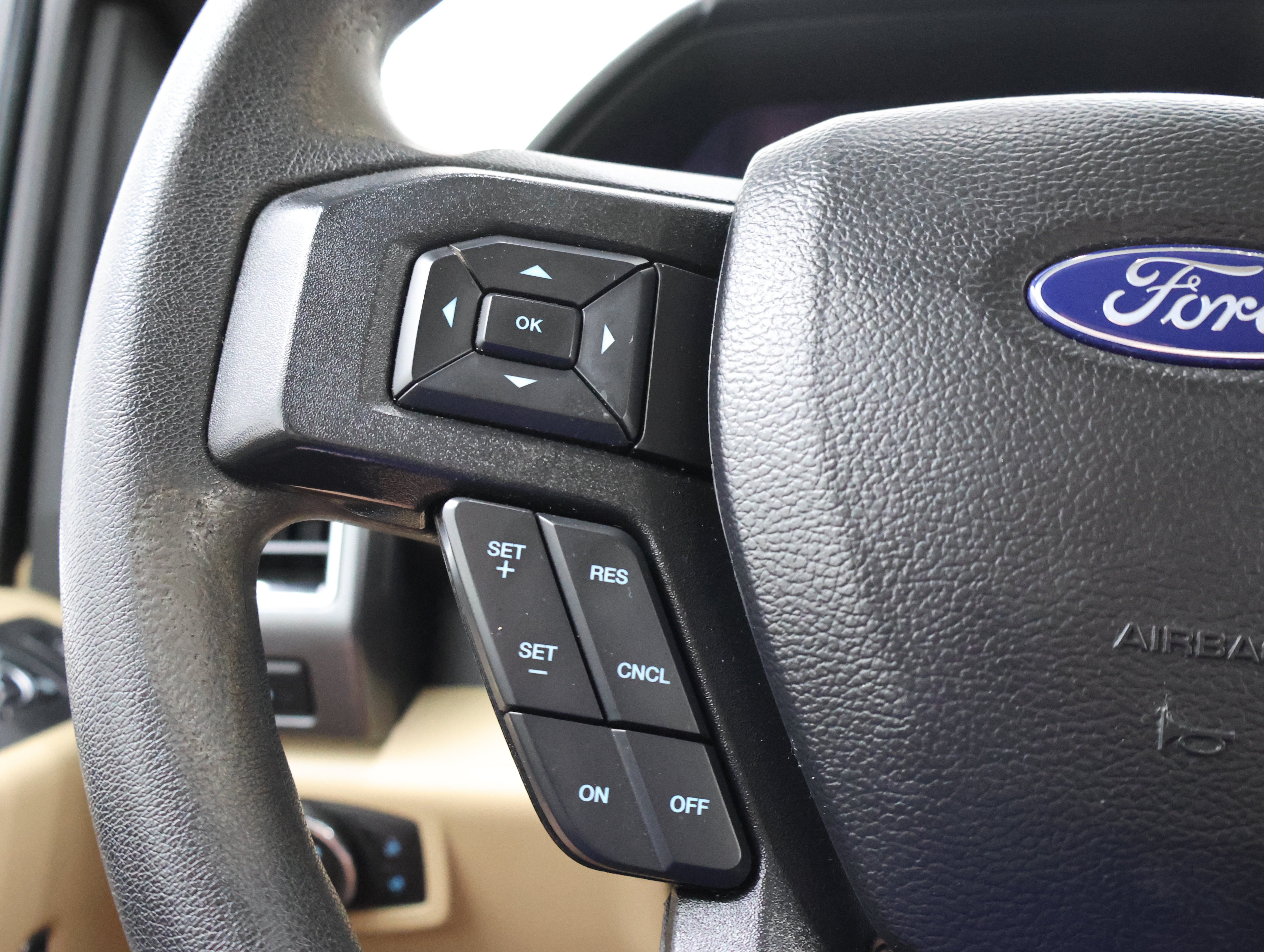 Used 2020 Ford F250 XLT w/ XLT Value Package AWD/4WD image 16