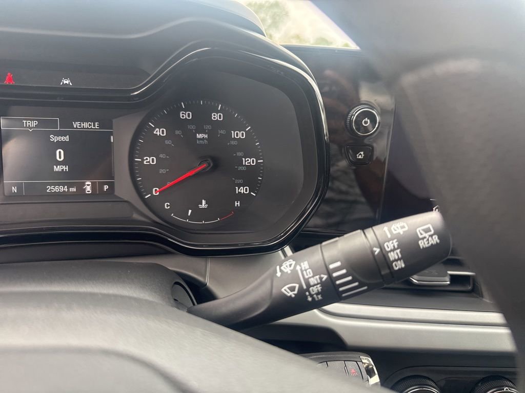 Used 2025 Chevrolet Trax LS image 32