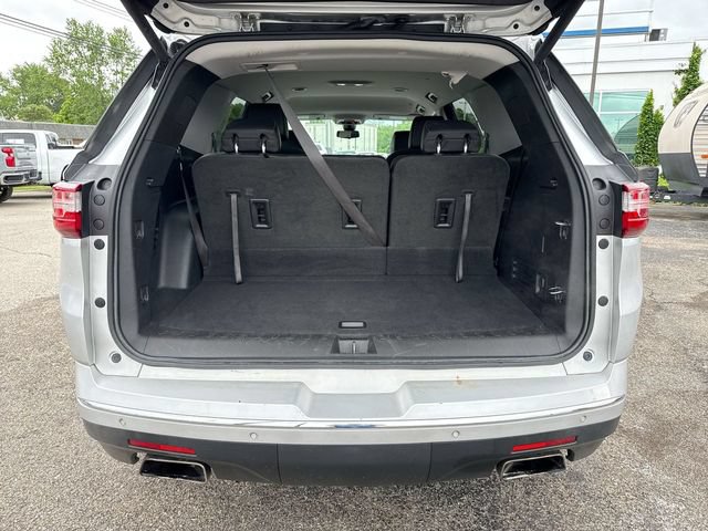 Used 2020 Chevrolet Traverse Premier AWD/4WD image 25