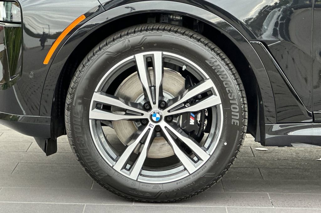 New 2026 BMW X7 xDrive40i w/ Executive Package image 34