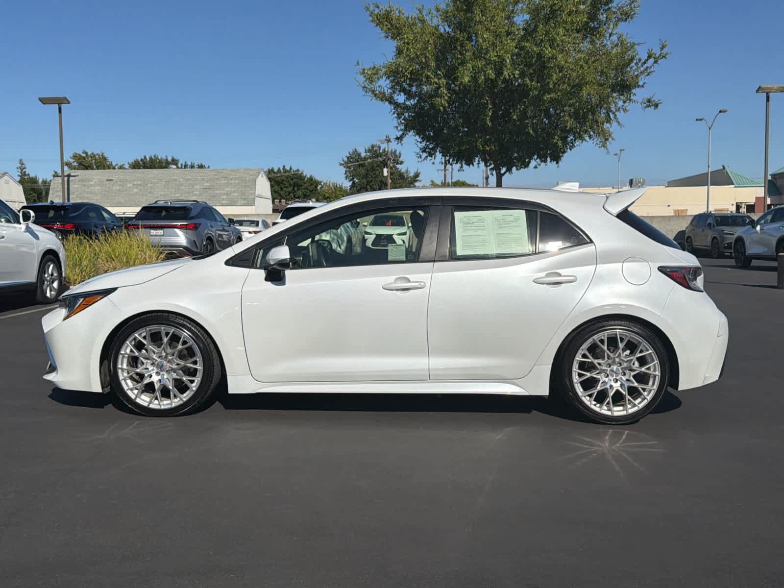 Used 2021 Toyota Corolla XSE FWD image 9