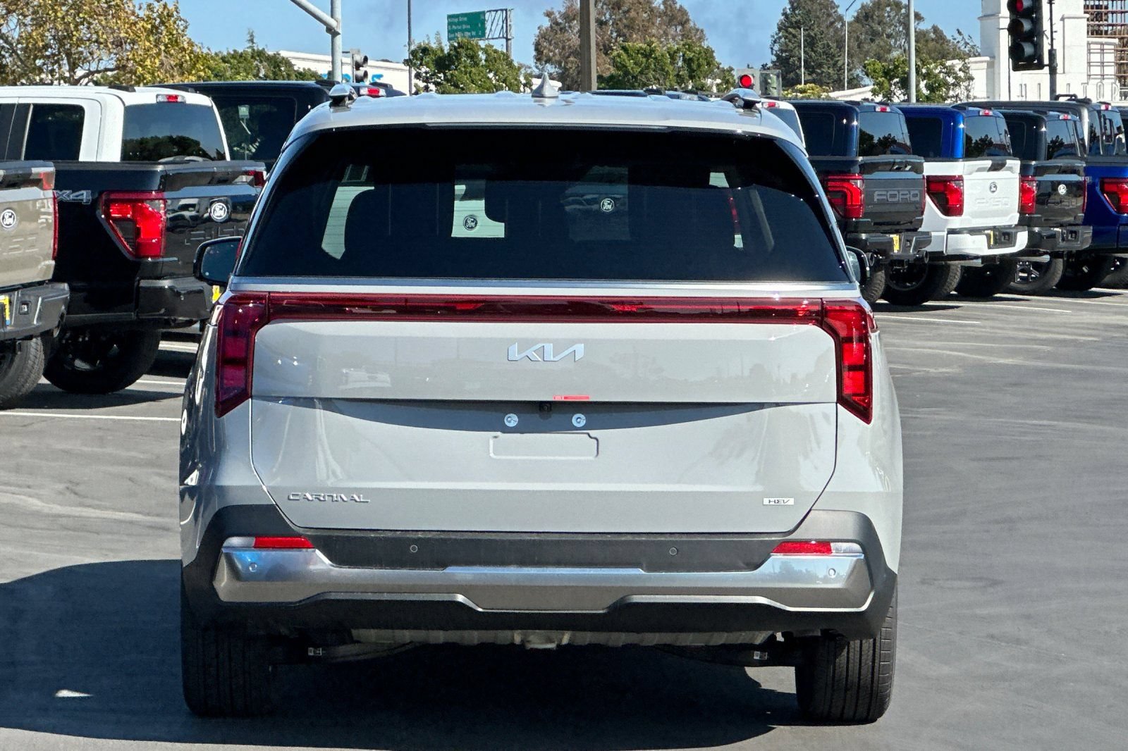 New 2026 Kia Carnival SX FWD image 5