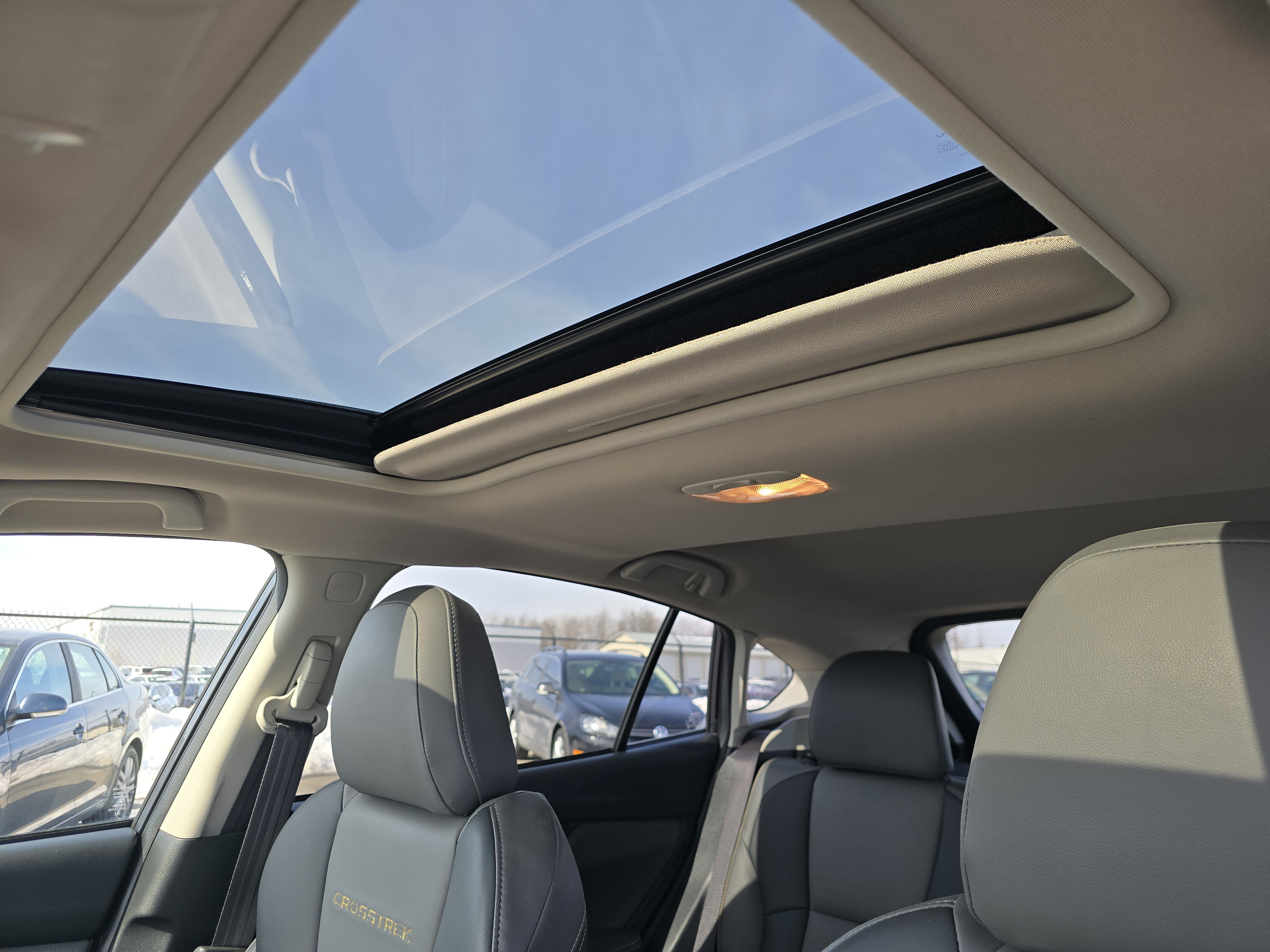 Used 2021 Subaru Crosstrek 2.5i Sport w/ Moonroof Package image 9