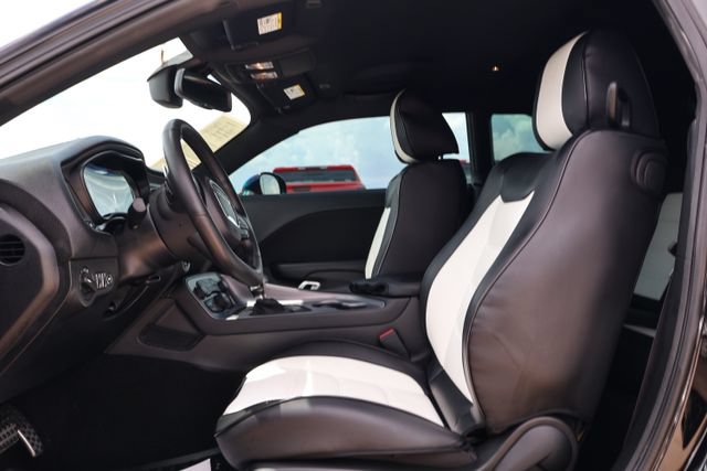 Used 2023 Dodge Challenger R/T Scat Pack RWD image 8
