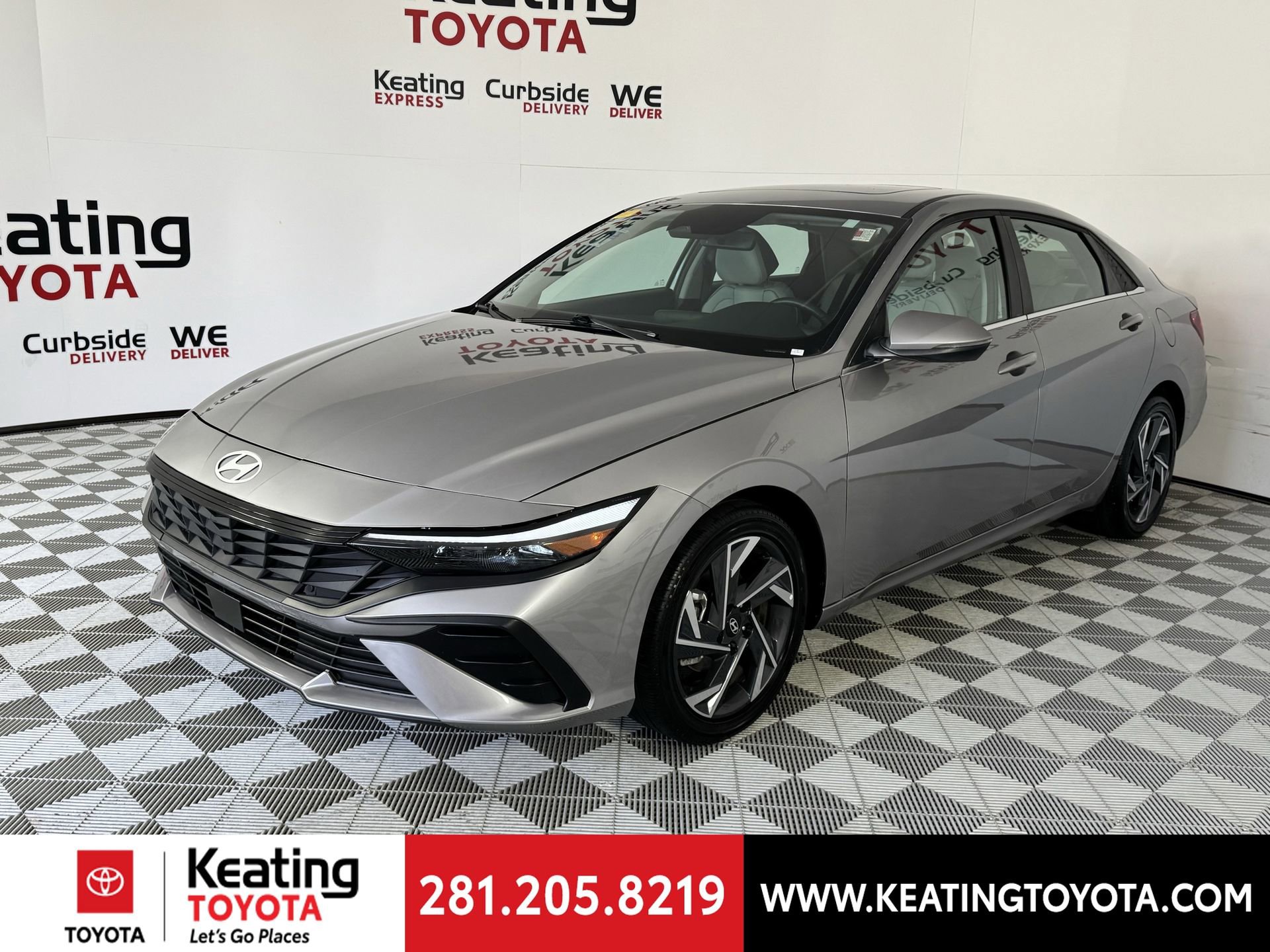 Used 2025 Hyundai Elantra Limited image 9