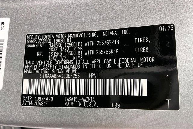 Used 2025 Toyota Grand Highlander AWD image 35