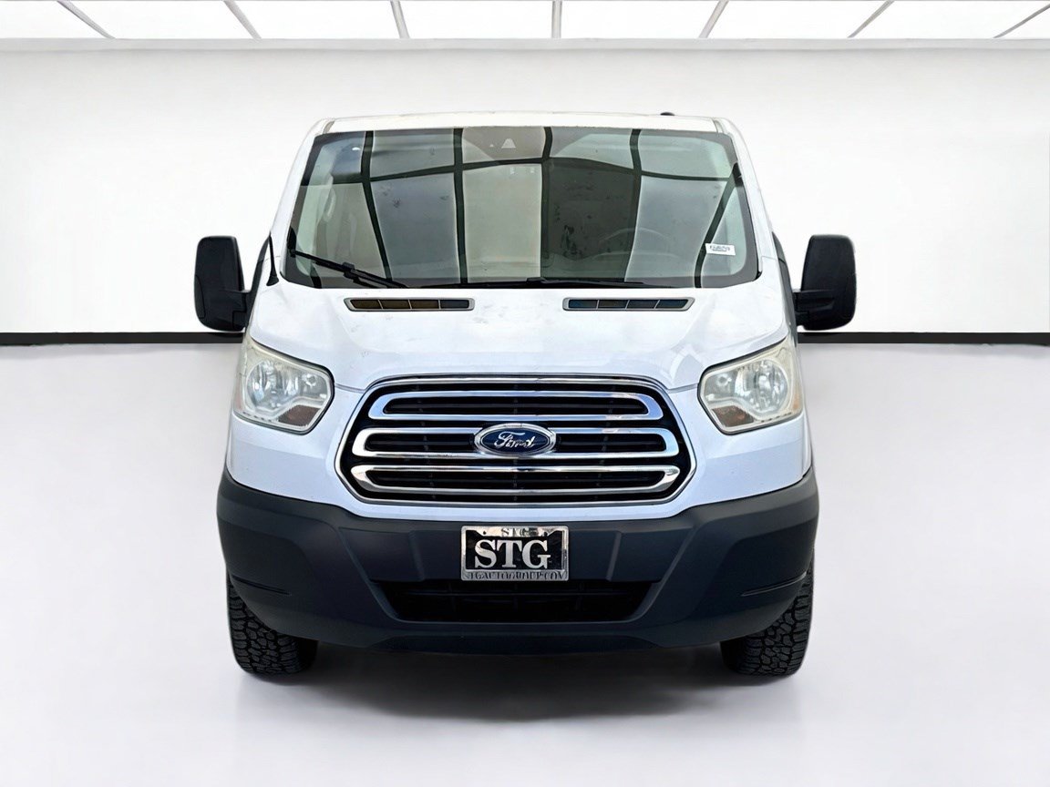 Used 2016 Ford Transit 350 XLT RWD image 2