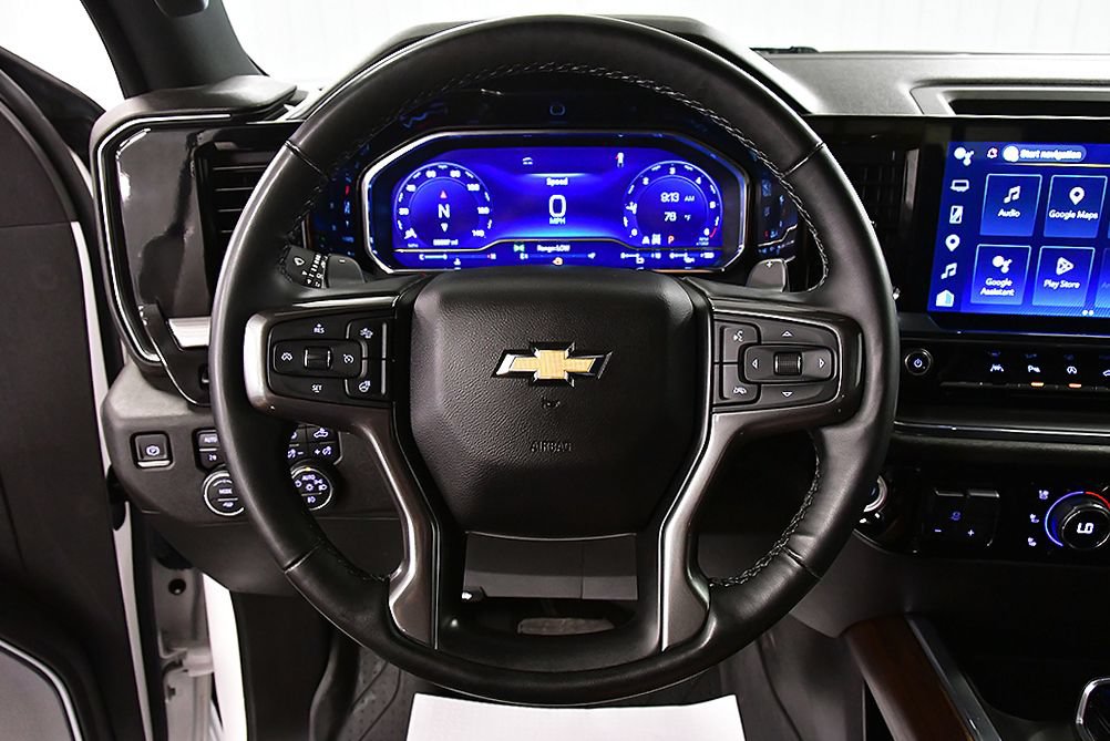 Used 2023 Chevrolet Silverado 1500 High Country w/ Technology Package AWD/4WD image 20