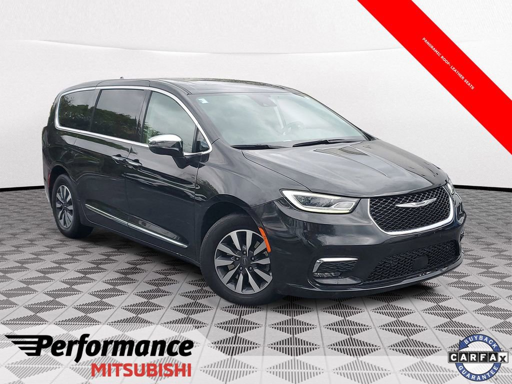 Used 2022 Chrysler Pacifica Limited