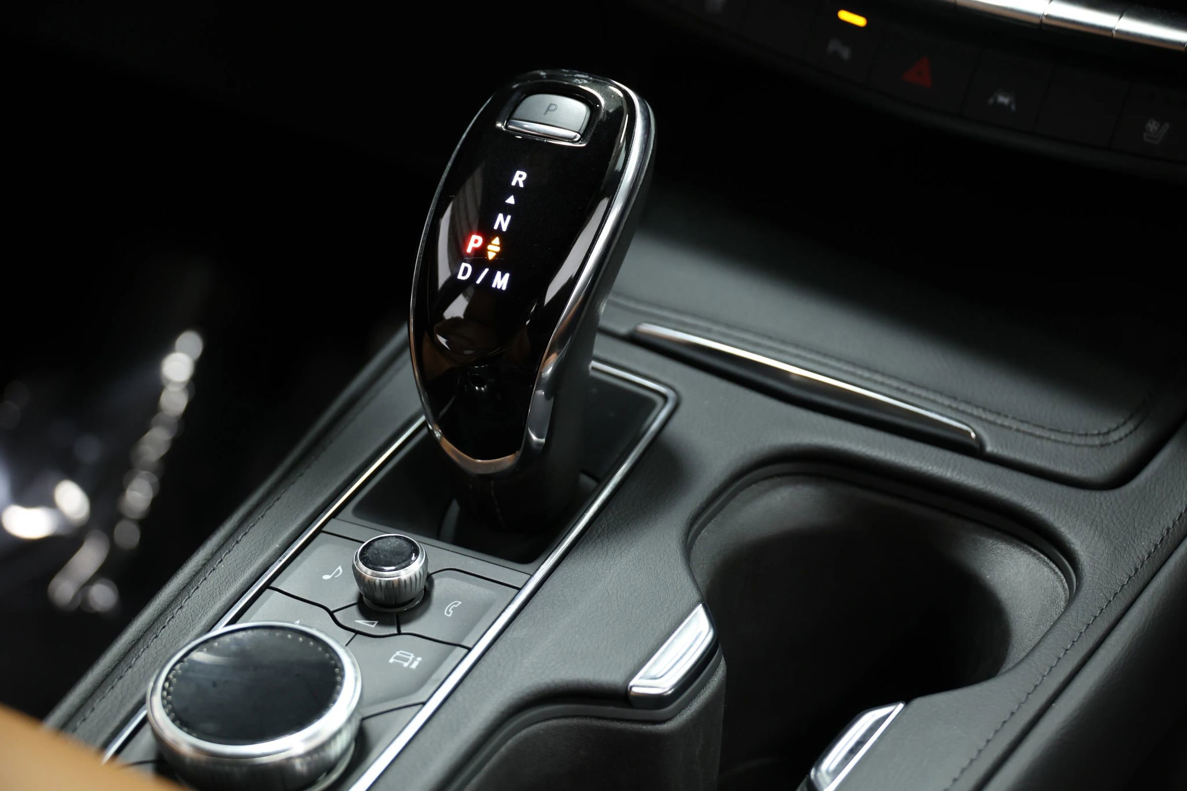 Used 2024 Cadillac XT4 Premium Luxury image 72