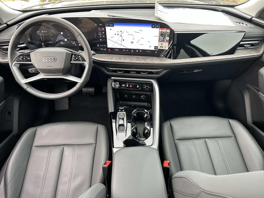 New 2025 Audi Q5 Premium image 26