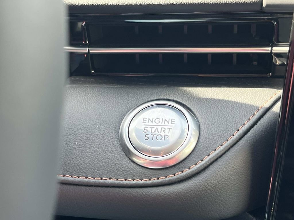 New 2026 Lincoln Nautilus Reserve image 23